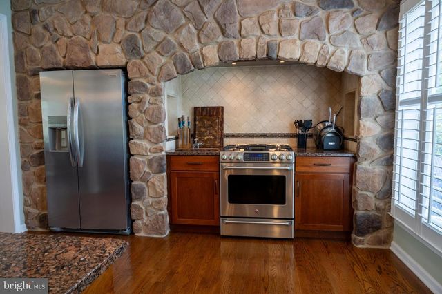 4502 SCENIC VIEW CIR, Doylestown, PA 18902