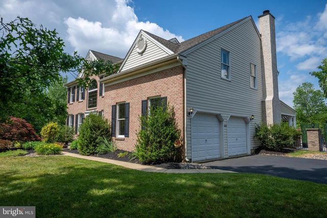 4502 SCENIC VIEW CIR, Doylestown, PA 18902