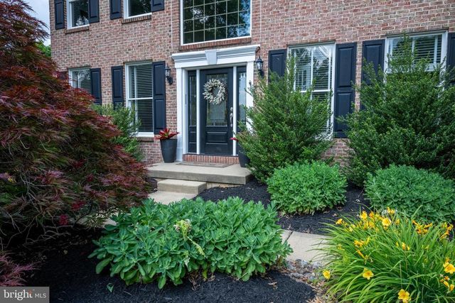 4502 SCENIC VIEW CIR, Doylestown, PA 18902