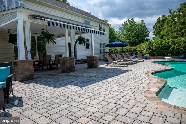 4502 SCENIC VIEW CIR, Doylestown, PA 18902