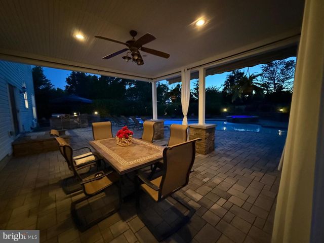 4502 SCENIC VIEW CIR, Doylestown, PA 18902