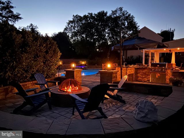 4502 SCENIC VIEW CIR, Doylestown, PA 18902