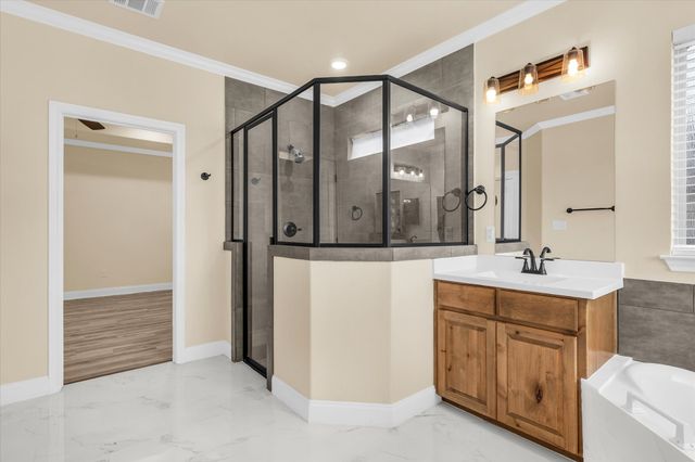 5524 Black Horse Court, Waco, TX 76708