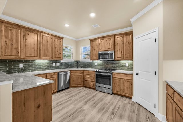 5524 Black Horse Court, Waco, TX 76708