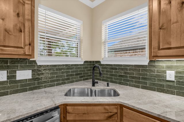 5524 Black Horse Court, Waco, TX 76708