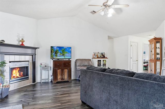 903 Catskill Ln, Pensacola, FL 32507