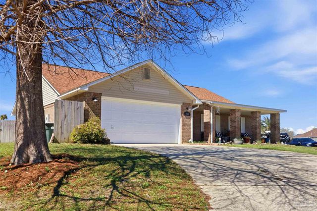 903 Catskill Ln, Pensacola, FL 32507