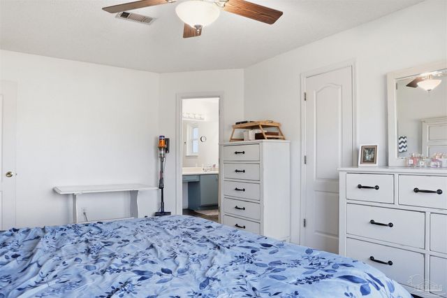 903 Catskill Ln, Pensacola, FL 32507