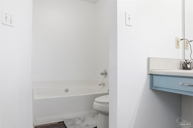 903 Catskill Ln, Pensacola, FL 32507