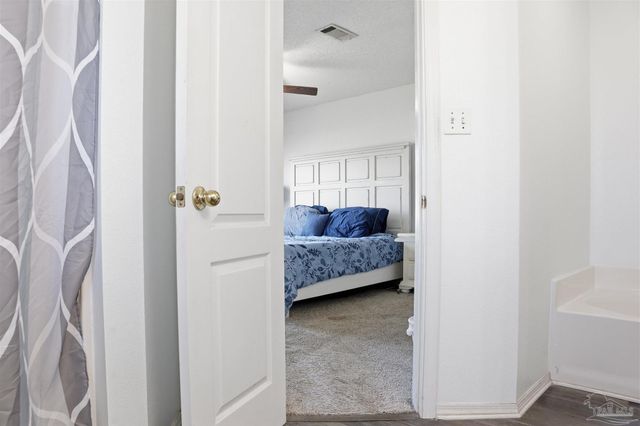 903 Catskill Ln, Pensacola, FL 32507