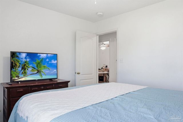 903 Catskill Ln, Pensacola, FL 32507