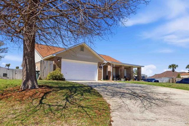 903 Catskill Ln, Pensacola, FL 32507