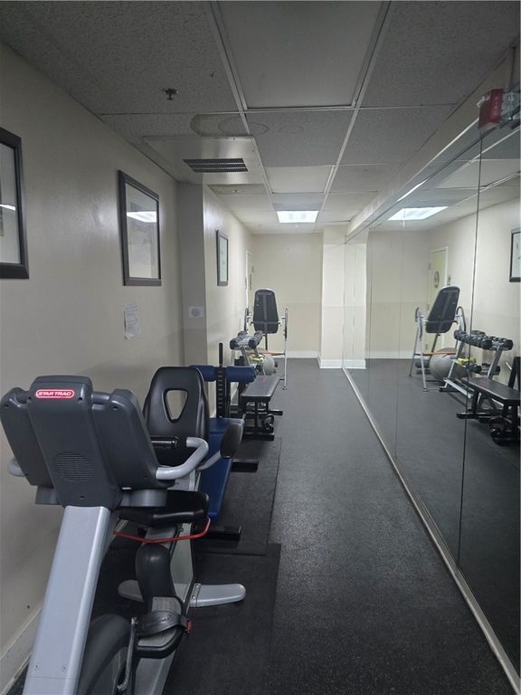 Image 55 of property listing at 917 S New Hampshire 301, Los Angeles, CA 90006