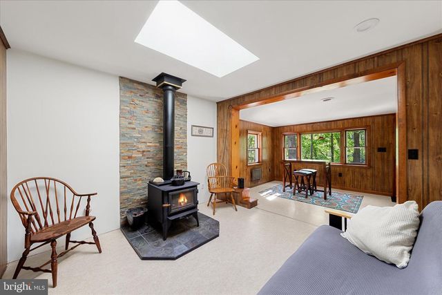 251 RINGS END RD, Millington, MD 21651