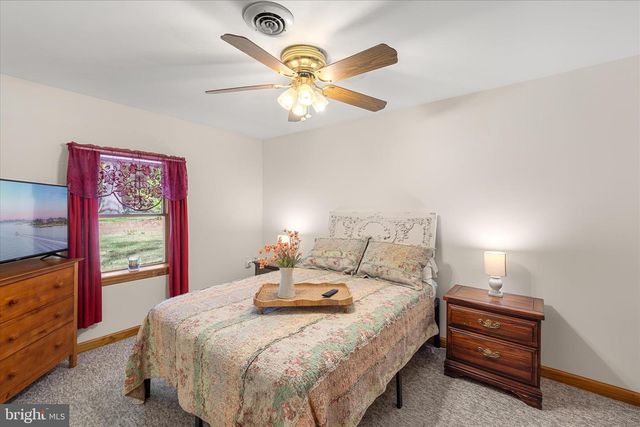 251 RINGS END RD, Millington, MD 21651