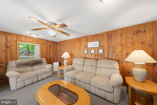 251 RINGS END RD, Millington, MD 21651