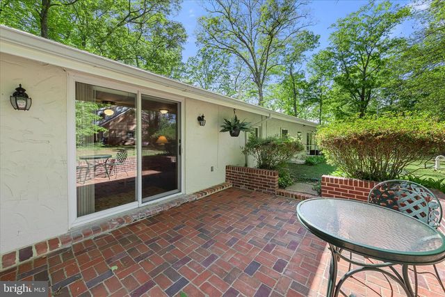 251 RINGS END RD, Millington, MD 21651