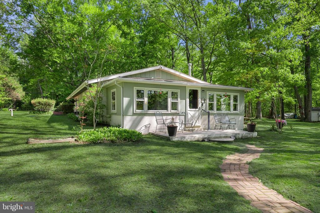 251 RINGS END RD, Millington, MD 21651