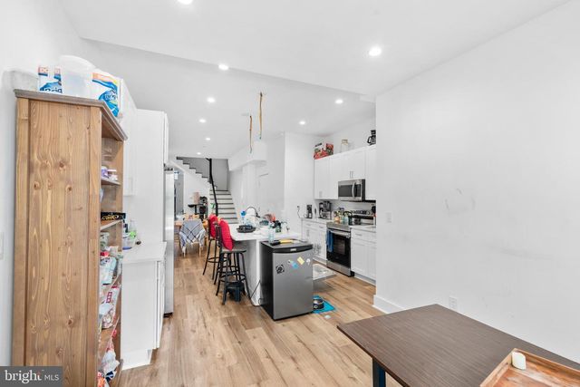 952 N 5TH ST, Philadelphia, PA 19123
