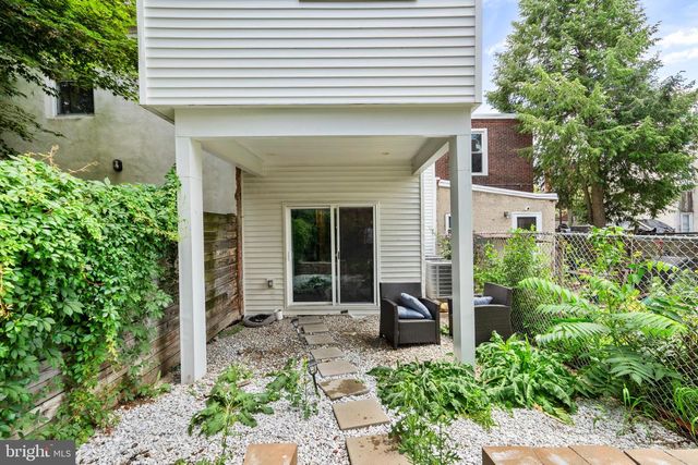 952 N 5TH ST, Philadelphia, PA 19123