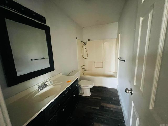 723 E Center Street, Beebe, AR 72012