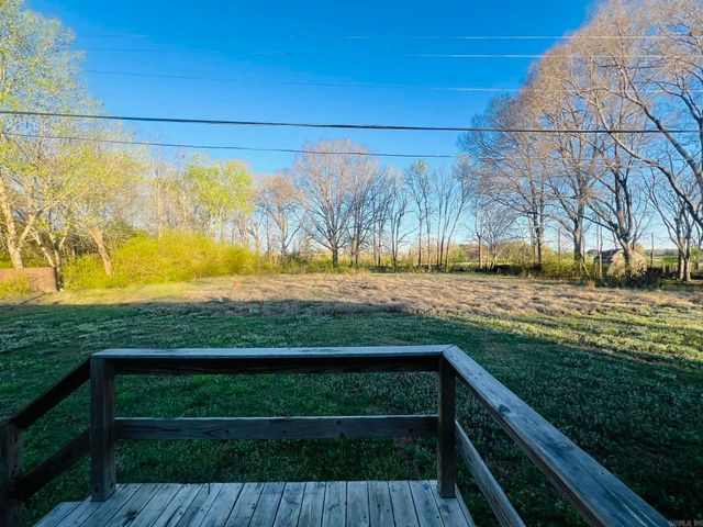 723 E Center Street, Beebe, AR 72012