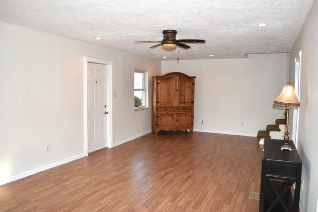 304 15th St., Kenova, WV 25530