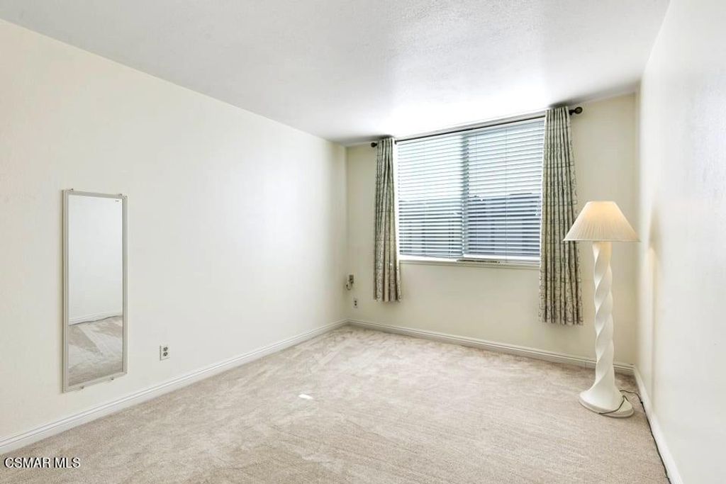 Image 23 of property listing at 2831 Tapo Street, Simi Valley, CA 93063