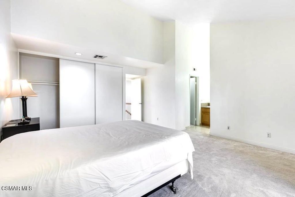 Image 27 of property listing at 2831 Tapo Street, Simi Valley, CA 93063