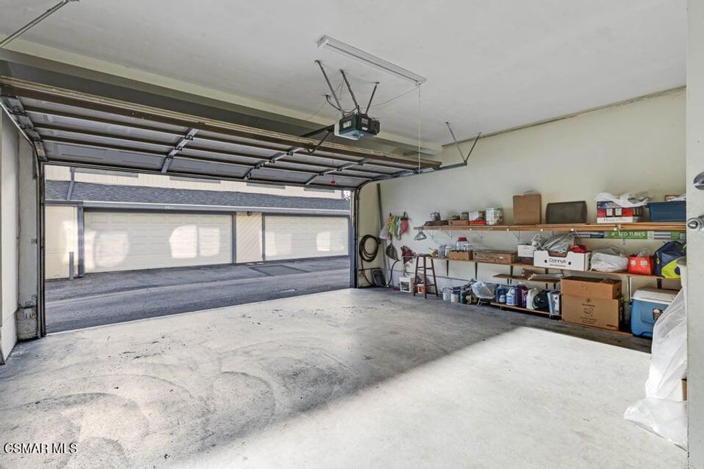 Image 34 of property listing at 2831 Tapo Street, Simi Valley, CA 93063