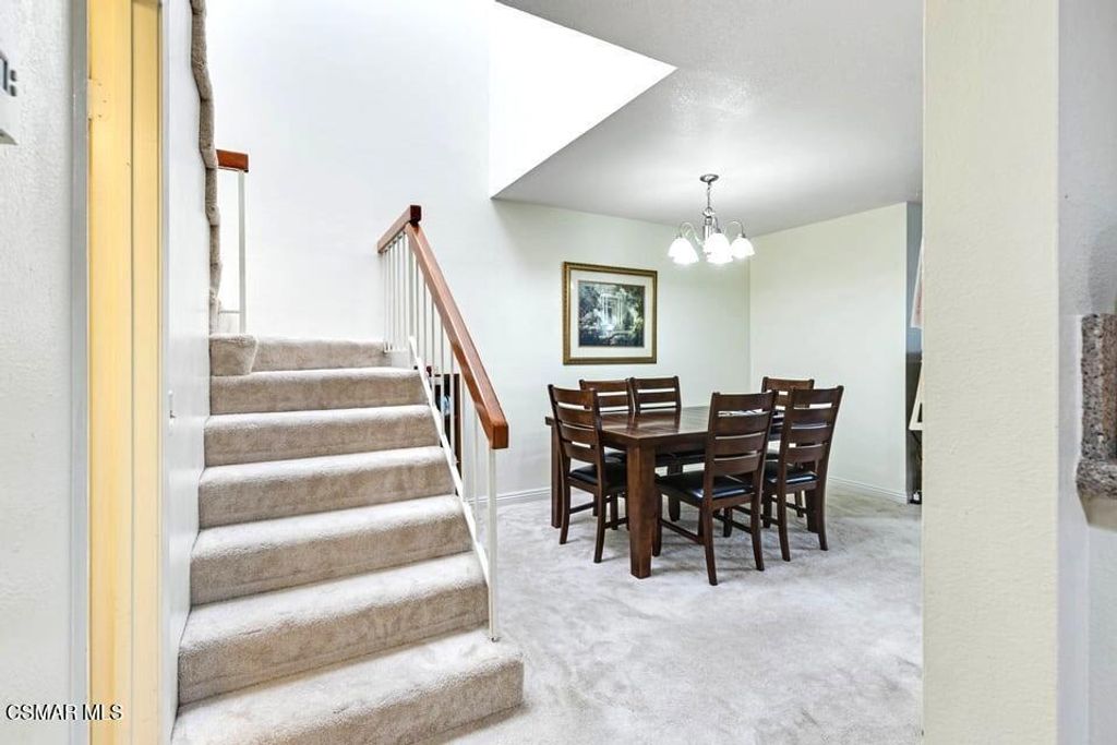 Image 8 of property listing at 2831 Tapo Street, Simi Valley, CA 93063