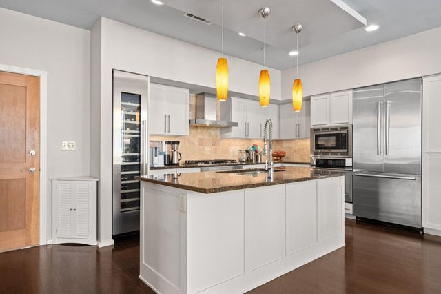 1600 Barton Springs RD 4401, Austin, TX 78704