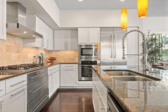 1600 Barton Springs RD 4401, Austin, TX 78704