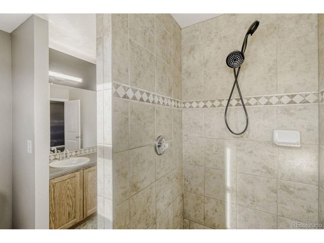 5079 Ridgewood Dr, Johnstown, CO 80534