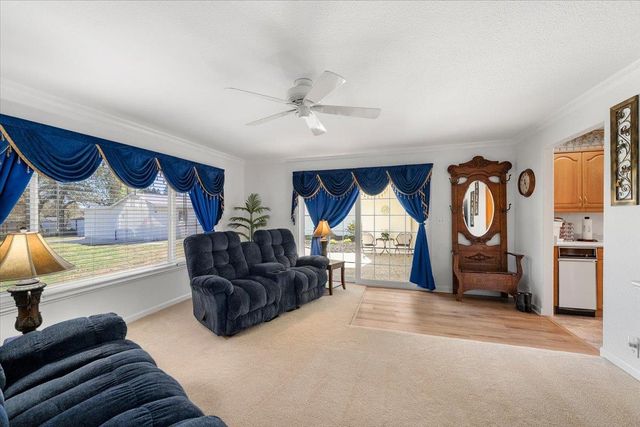 8332 Holly Dr, Citrus Heights, CA 95610