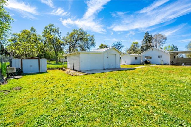 8332 Holly Dr, Citrus Heights, CA 95610