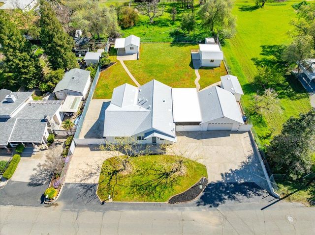 8332 Holly Dr, Citrus Heights, CA 95610