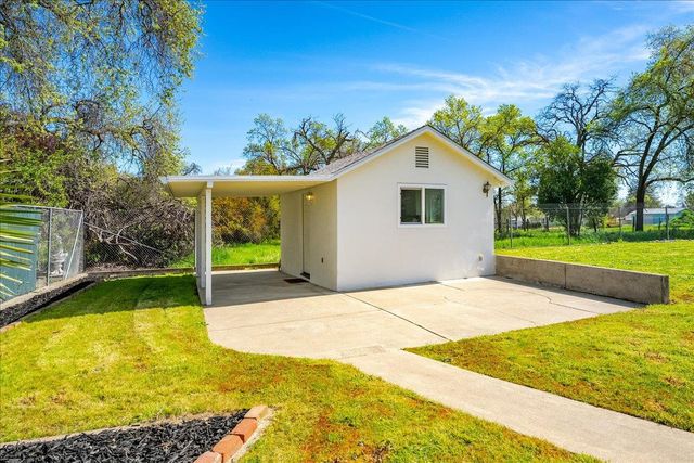 8332 Holly Dr, Citrus Heights, CA 95610