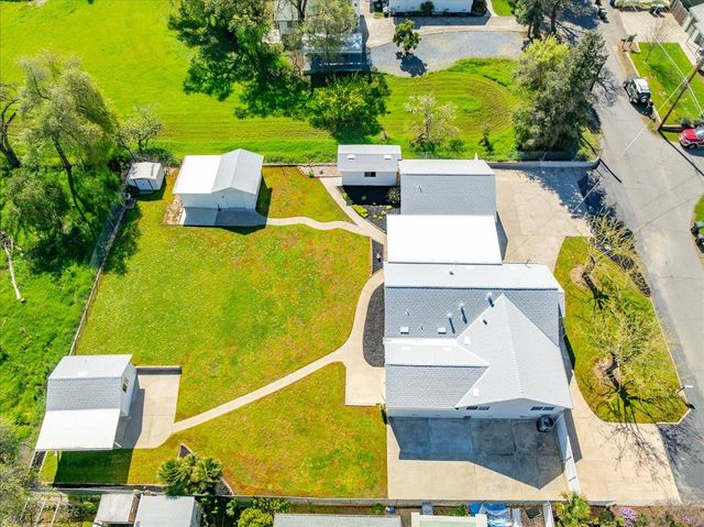 8332 Holly Dr, Citrus Heights, CA 95610