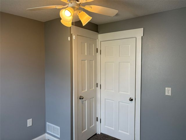 1904 E 27th Street, Des Moines, IA 50317