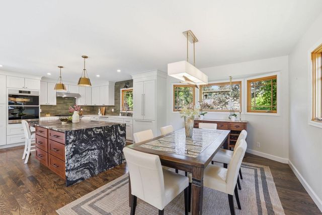 4011 Grimes Avenue S, Edina, MN 55416