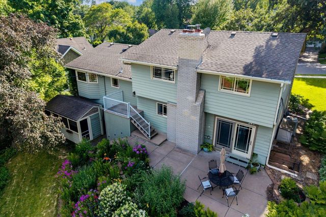 4011 Grimes Avenue S, Edina, MN 55416