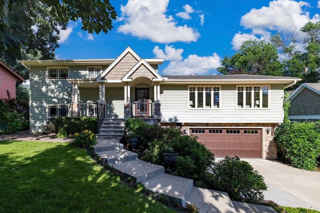 4011 Grimes Avenue S, Edina, MN 55416 — photo 4