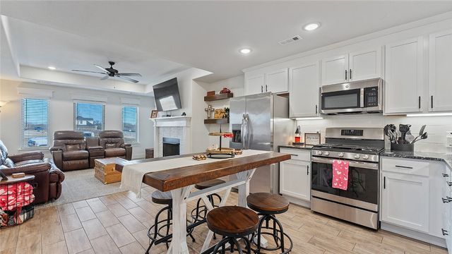 4408 Pawhuska Street, Bentonville, AR 72713