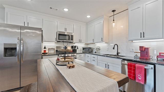 4408 Pawhuska Street, Bentonville, AR 72713