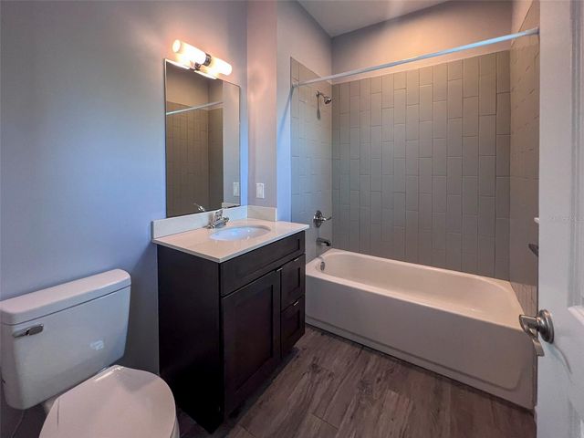 204 NW 18TH STREET 7, Gainesville, FL 32603