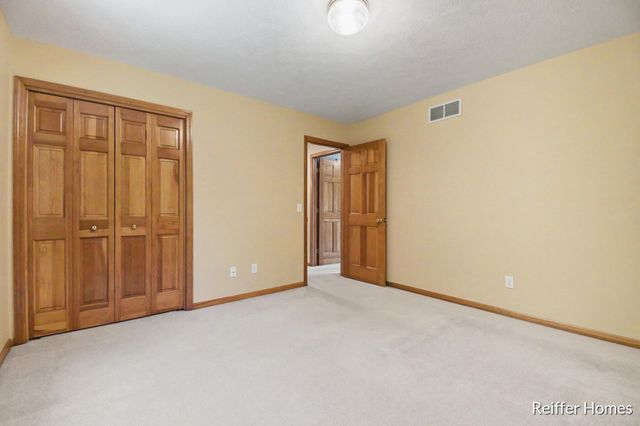 5115 Amanda Drive Sw, City Of Wyoming, MI 49418