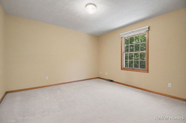5115 Amanda Drive Sw, City Of Wyoming, MI 49418