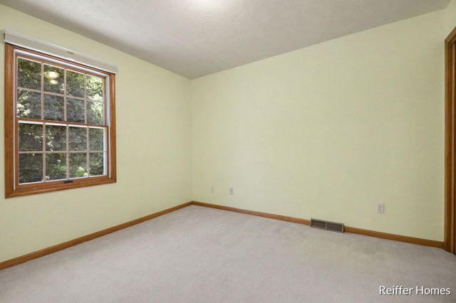 5115 Amanda Drive Sw, City Of Wyoming, MI 49418