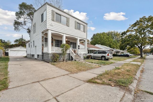 1511 E Harry Avenue, Hazel Park, MI 48030